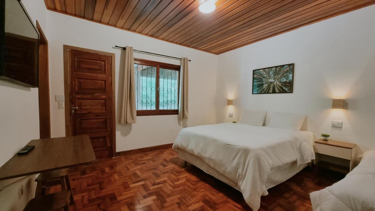 Casa Wald Ξενοδοχείο Campos do Jordão Δωμάτιο φωτογραφία